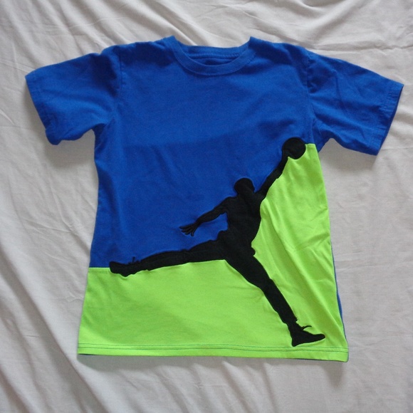 blue and green nike shirt